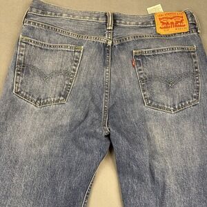 514 levis mens jeans 34x30 boot cut very nice looking jean MEDIUM WASH